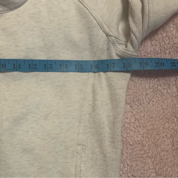Lululemon Radiant Hooded Zippered Jacket Long Sleeves In Cream Or Oatmeal Color - Picture 16 of 16